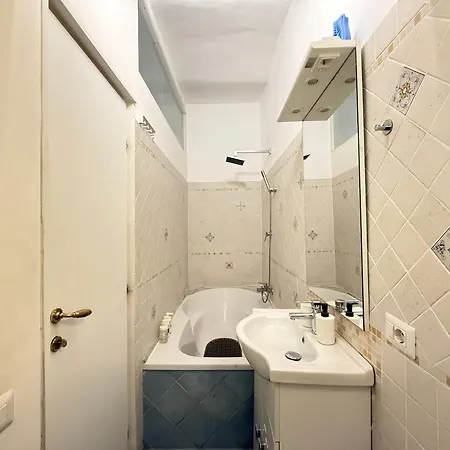 Apartment San Lorenzo X 6 Guests Near Termini Rome
