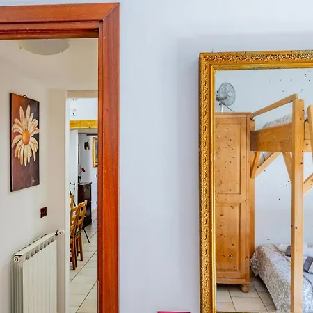 X 8 Guests Near Termini & Santa Maria Maggiore Appartement *
